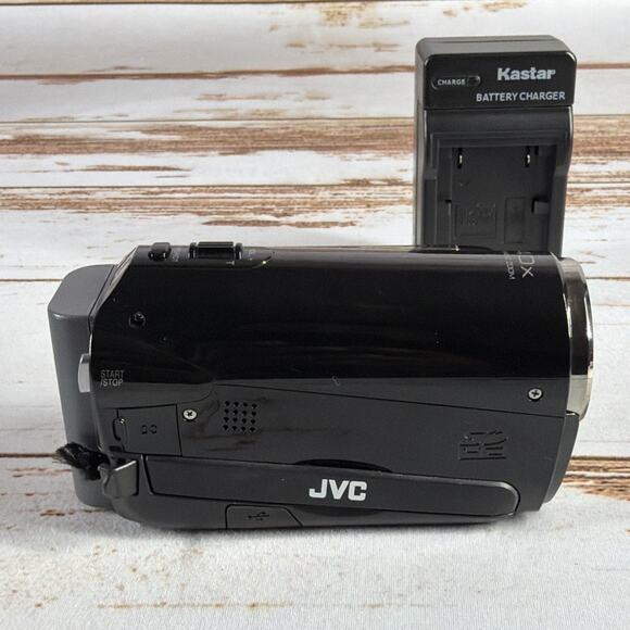 JVC Everio GZ-MS120BU Camcorder w/ Battery & Charger - Pre-owned - Picture 4 of 5